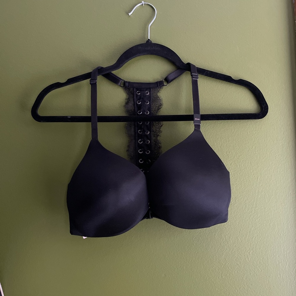 New with tags black Victoria’s Secret bra
